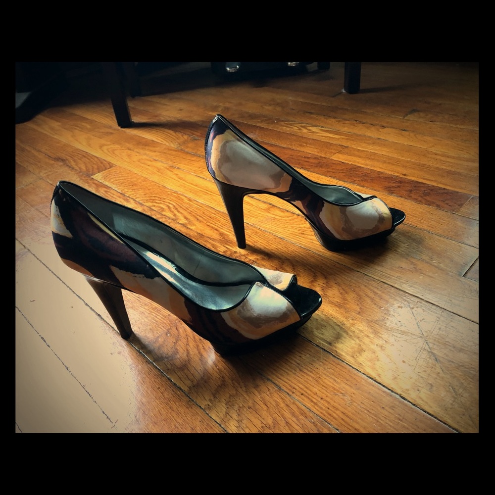 Carlos Santa leather heels
